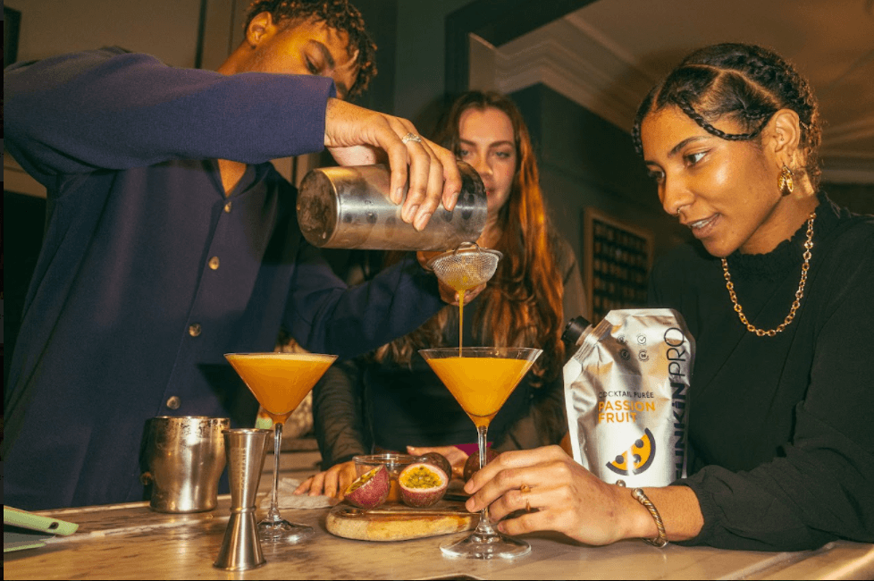 TOP COCKTAILS WITH GIN